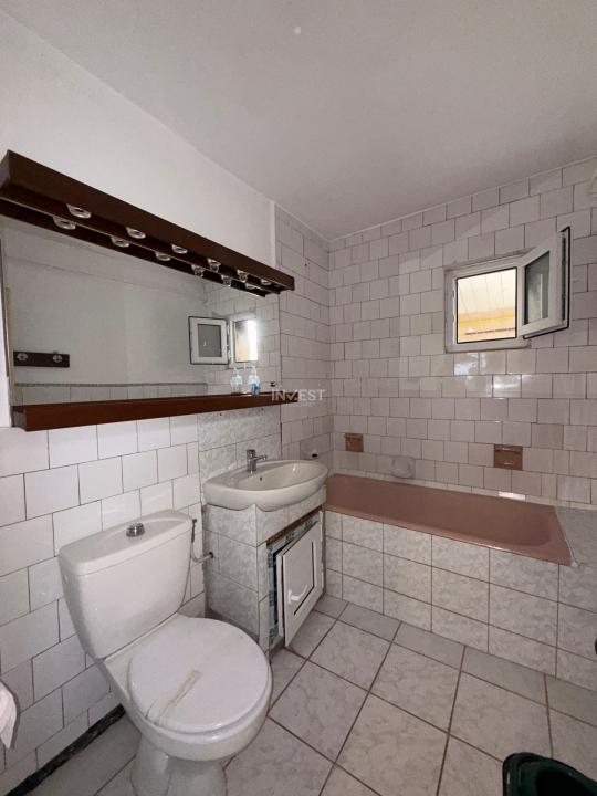 Apartament cu 4 camere în cartierul Frumoasa - etajul 3 - bloc 1983 - 13