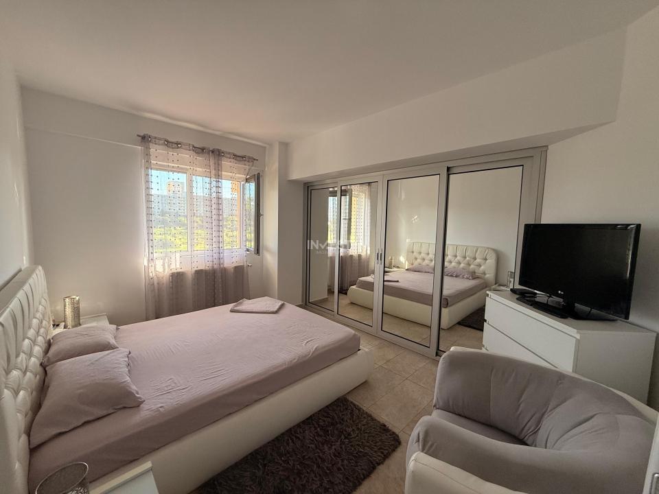 Apartament modern cu 2 camere - 50 MP - garaj privat și boxă - Nicolina CUG - 11