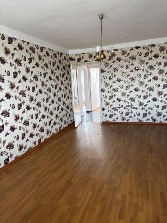 Apartament 3 camere-decomandat-Bld Alexandru cel Bun - 3