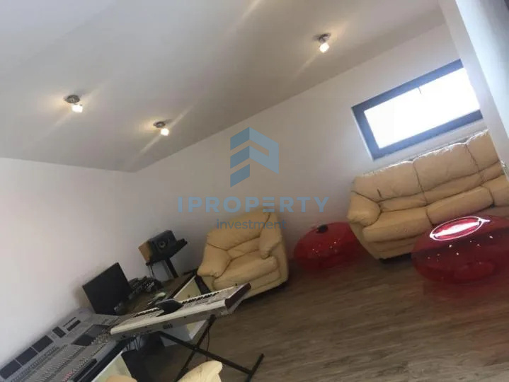 Trapezului Vila 5 Camere Centrala Parcare 2x Terasa Metrou P+2E - fotografie proprietate 10