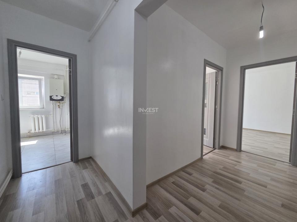 APARTAMENT 2 CAMERE , DECOMANDAT , ETAJ INTERMEDIAR, RENOVAT COMPLET - 1