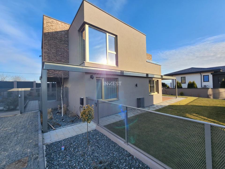 Vilă High-End în Miroslava – Stil, Lumină și Arhitectură Modernă - 3