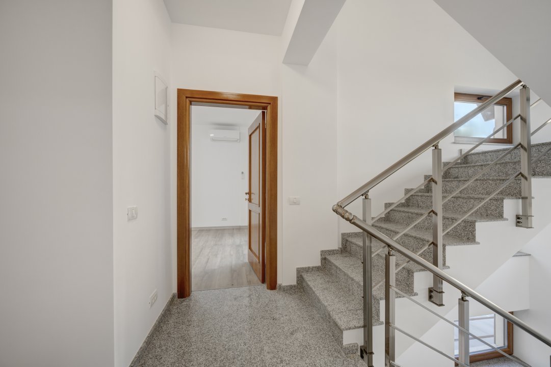 BRÂNCOVEANU-METROU, VILA 2024, PRETABILA CLINICA/BIROURI, DISPONIBILA IMEDIAT!