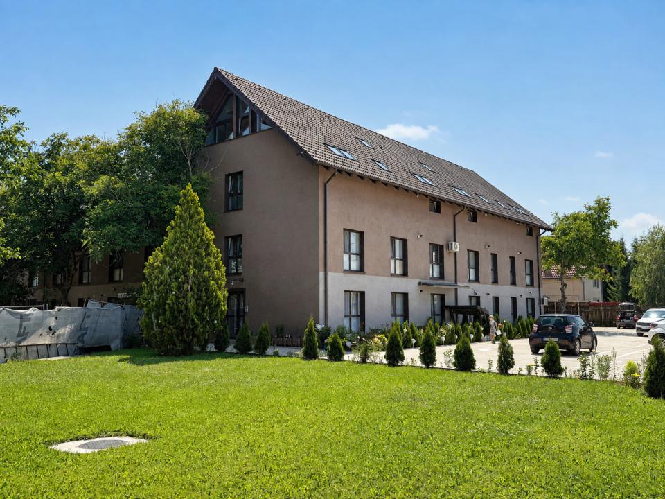 Studio - 2 camere în bloc nou  Stupini
