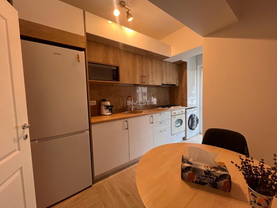 Apartament 3 Camere-etaj intermediar-Tătărași - 1