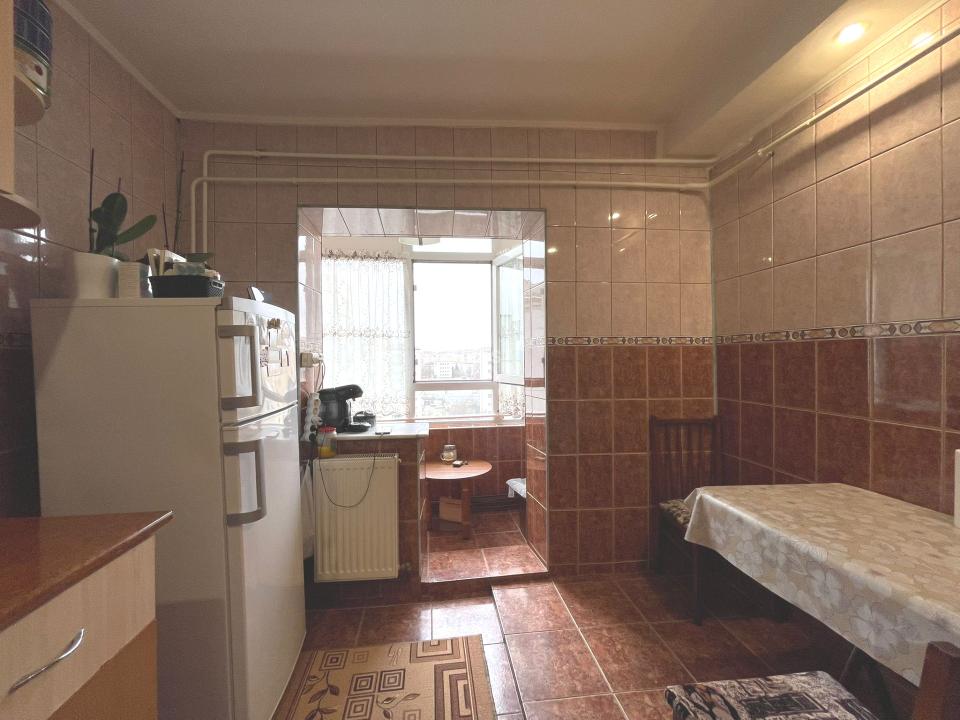 De vanzare, 2 camere decomandat, zona Moara de Foc -Autocenter, Iasi - 9