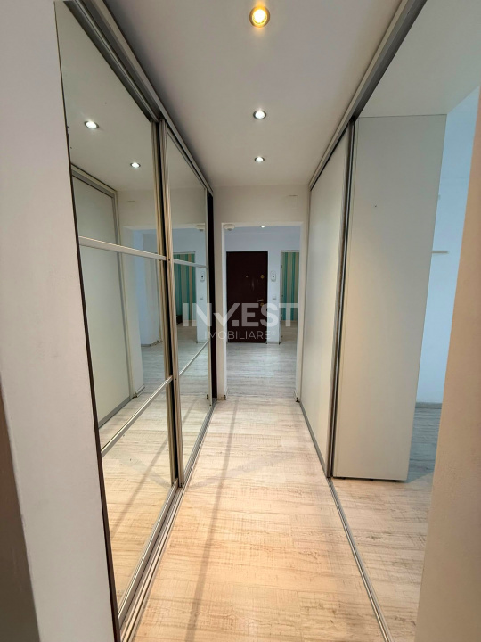 Apartament 3 camere-Sf Lazar-Palas Mall-etaj 1 - 6