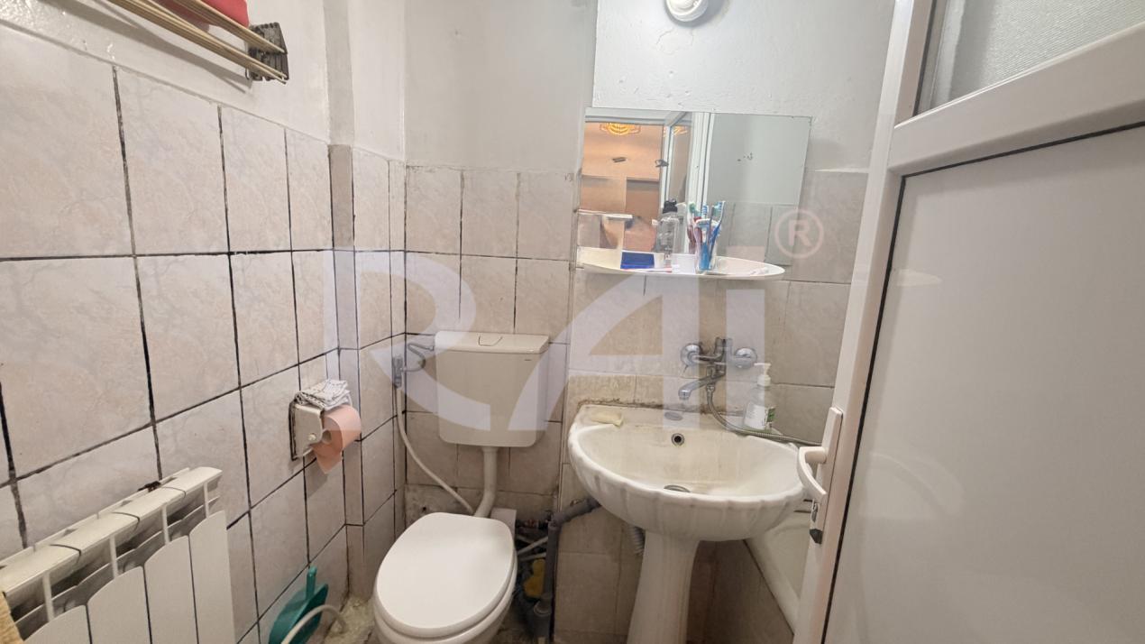 Super preț! 2 camere cu balcon, parter, Craiovița-Orizont