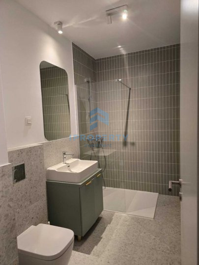 Închiriere Apartament Modern 2 camere în Baneasa - fotografie proprietate 7