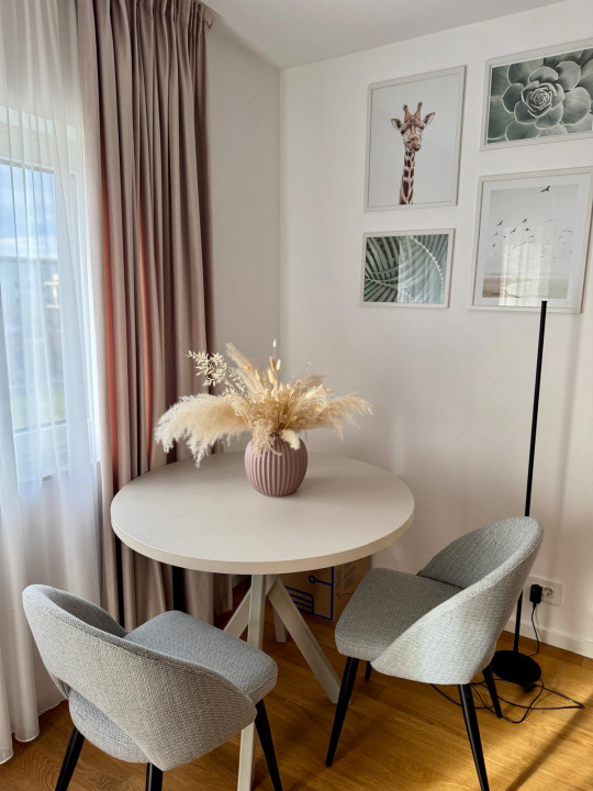 Apartament 2 camere, etaj intermediar,finisaje premium,parcare, str. Avram Iancu
