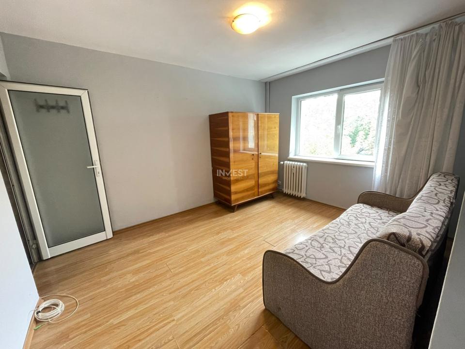Apartament 2 camere-Podu Ros-fara risc-etaj 2 - 1