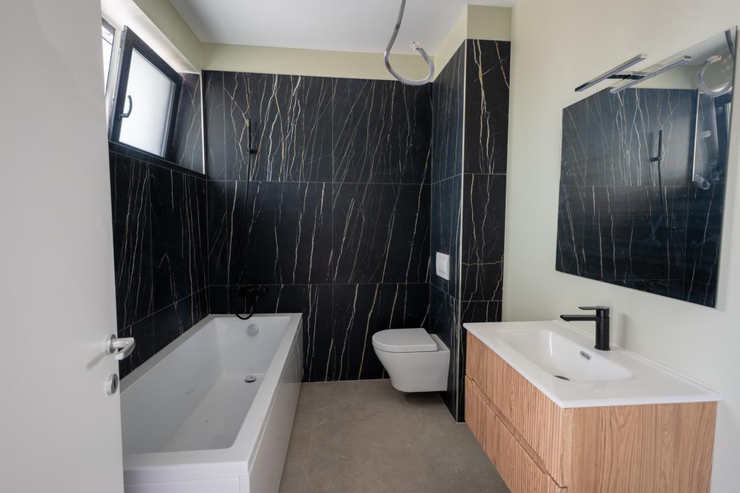 2 Camere | RONDA 43 | Popa Nan – Matei Voievod | Finisaje Premium