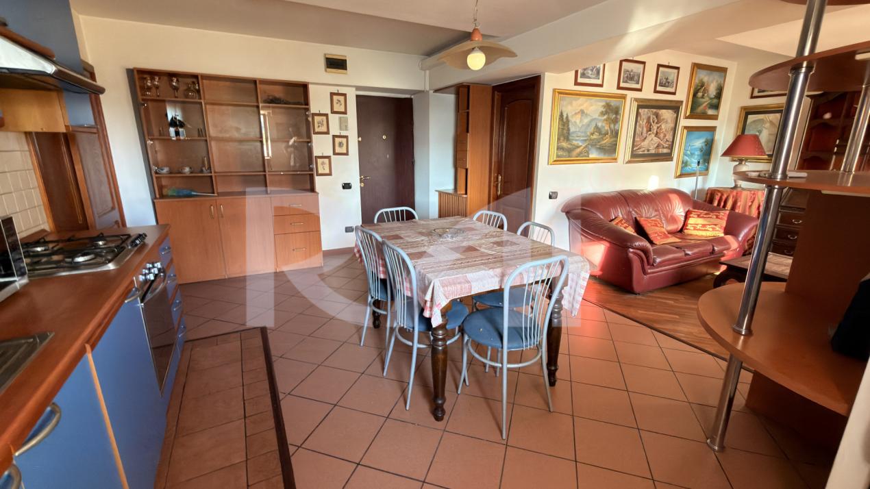 Apartament 2 camere în inima Craiovei | McDonald’s Centru | 54 mp