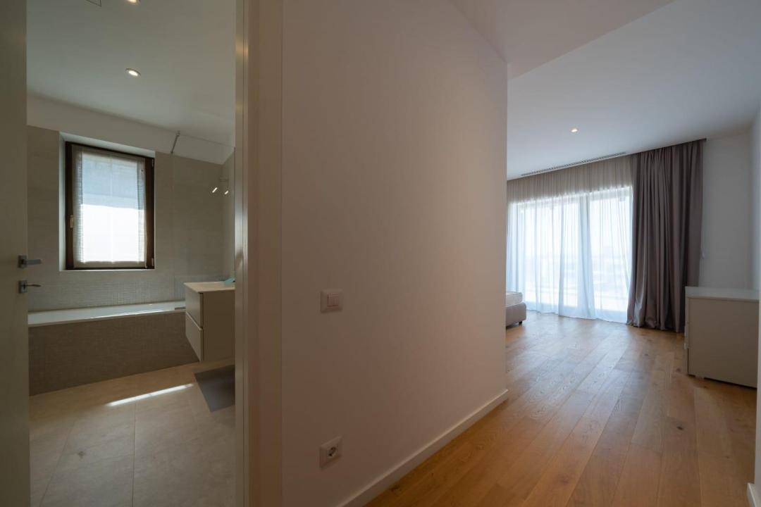 Apartament de 3 camere cu parcare inclusa - zona Herastrau — imaginea 7
