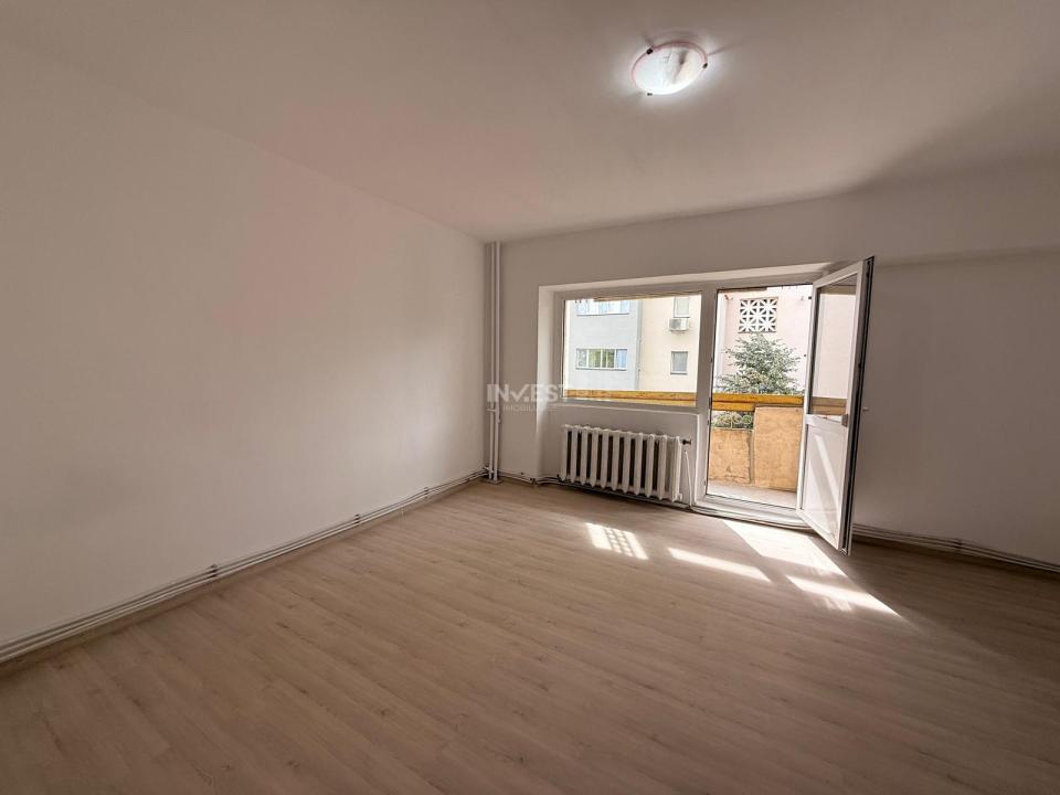 Apartament cu 1 cameră decomandat 40MP - etaj 2/8 cu lift - bloc 1986 - 3
