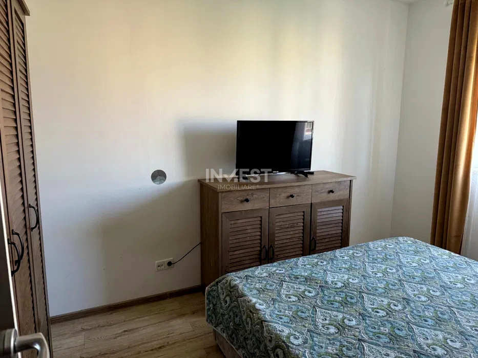 Apartament cu 3 camere - Zona Tatarasi - 4
