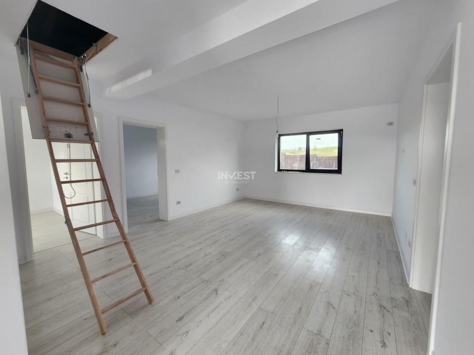 Casa individuala,4 camere,2 bai,110 mp utili,500 mp teren,20 mp Beci, Miroslava - 2