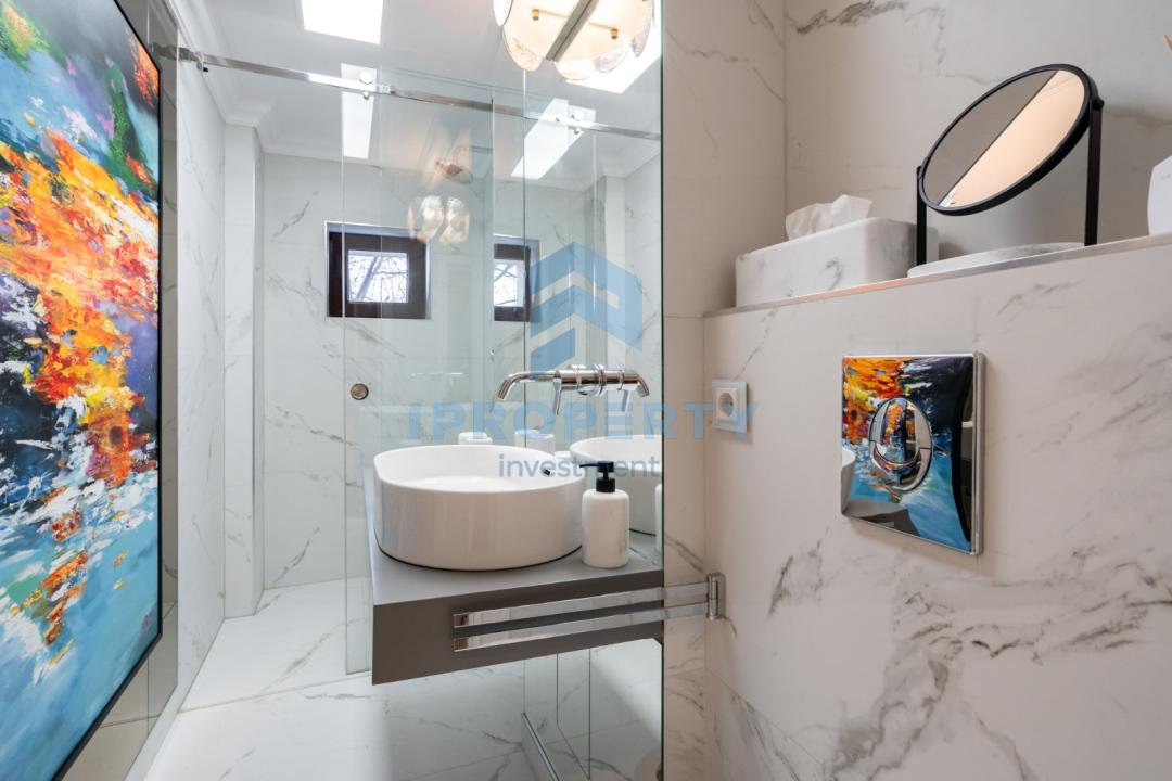 Apartament cu 4 camere mobilat Designer zona Victoriei Guvern  - fotografie proprietate 23
