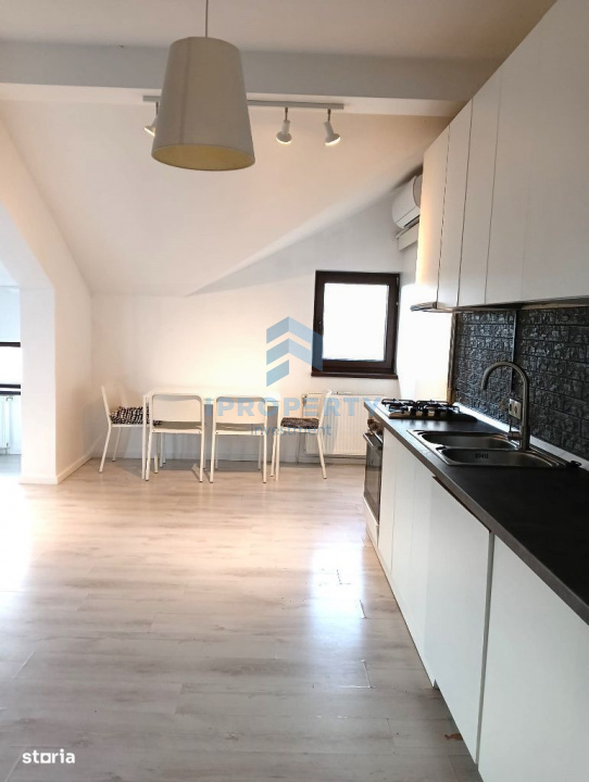 Sisesti | 4 Camere | Centrala | X2 Bai | X2 Parcare | 170 MP | - fotografie proprietate 6