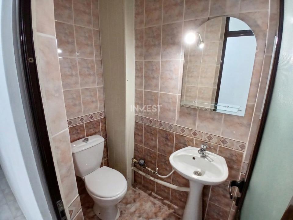 Apartament 3 camere de inchiriat zona Nicolina - 13