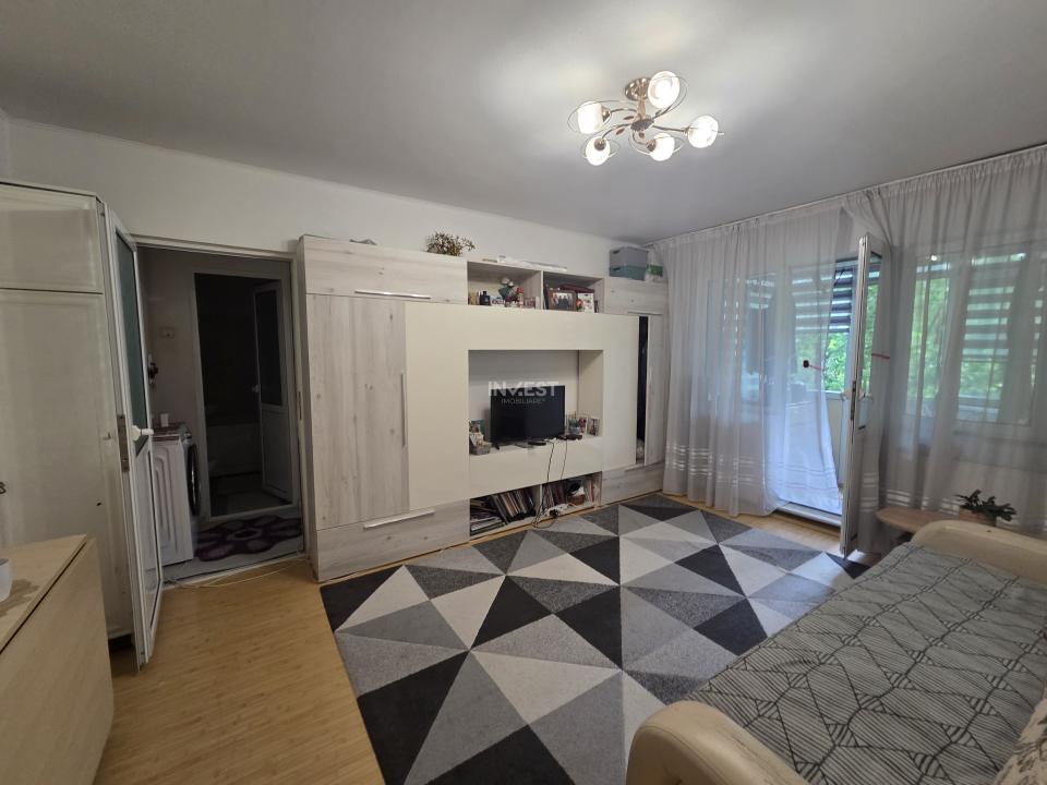Apartament 2 camere-etaj 1-Mircea cel Batran - 1