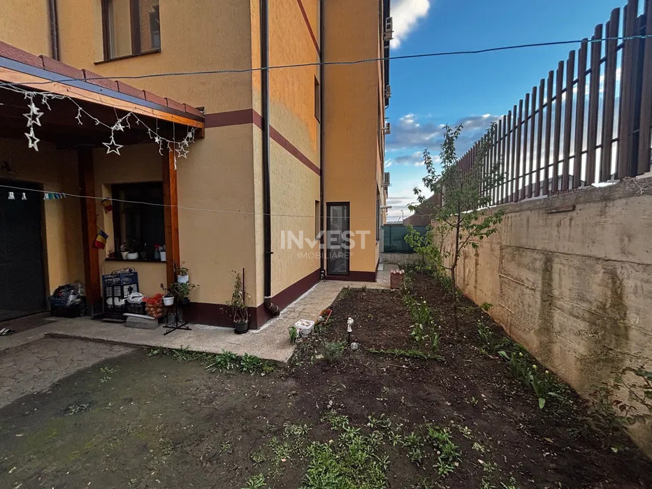 APARTAMENT CU 3 CAMERE, 89 MP DE CURTE , CAPAT CUG - 10