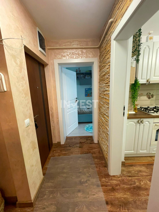 Apartament 3 camere-etaj 1-Podu Ros-renovat - 9