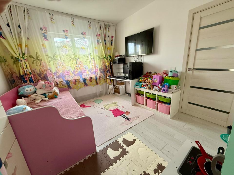 CASA INDIVIDUALA , 3 CAMERE, MOBILATA SI UTILATA, LUNCA CETATUII - 1