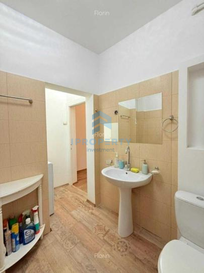 Ap 2 camere VICTORIEI-TITULESCU in vila. Centrala , Et 1/2,   - fotografie proprietate 7