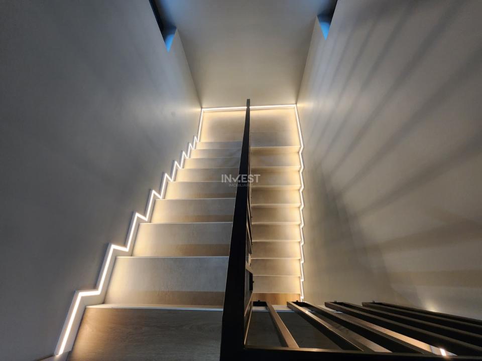 CASA 4 CAMERE , 2 BAI , 120 MP UTILI , MIROSLAVA - 12