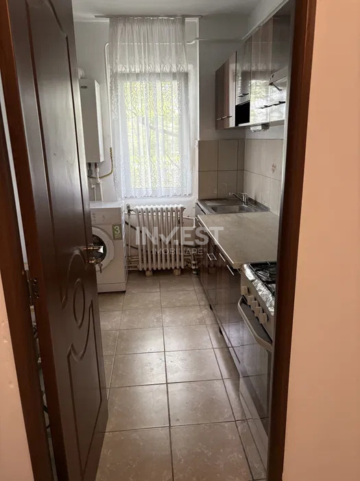 Apartament 3 camere-etaj intermediar-Podu Ros-bloc fara risc - 3