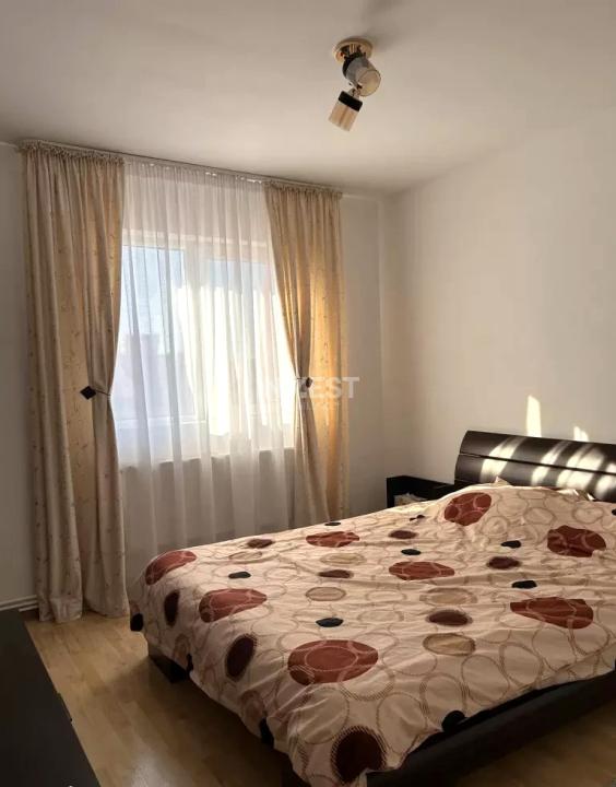 Apartament 3 camere decomandat - 71 MP utili - Nicolina 2 - 1