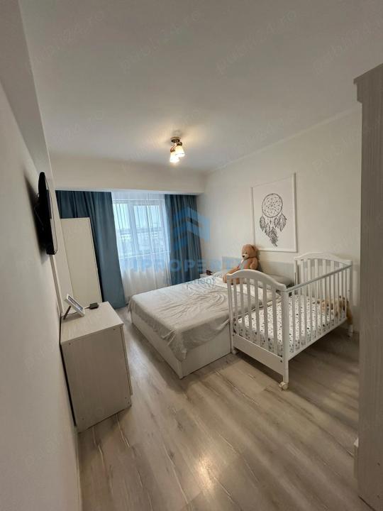 Roșu | 3 Camere | Bloc Nou | Parcare - fotografie proprietate 6