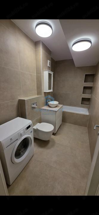 Sisesti 2 camere cu balcon si parcare - fotografie proprietate 9