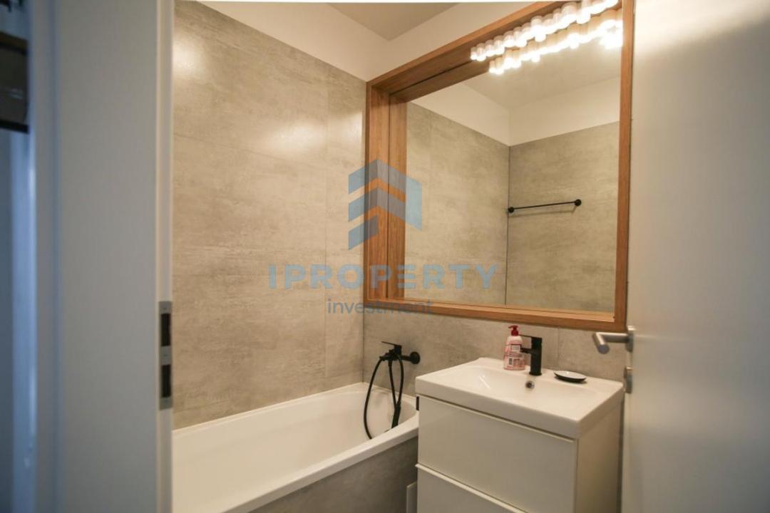 Băneasa 2 camere cu parcare si terasa + 2 bai - fotografie proprietate 13