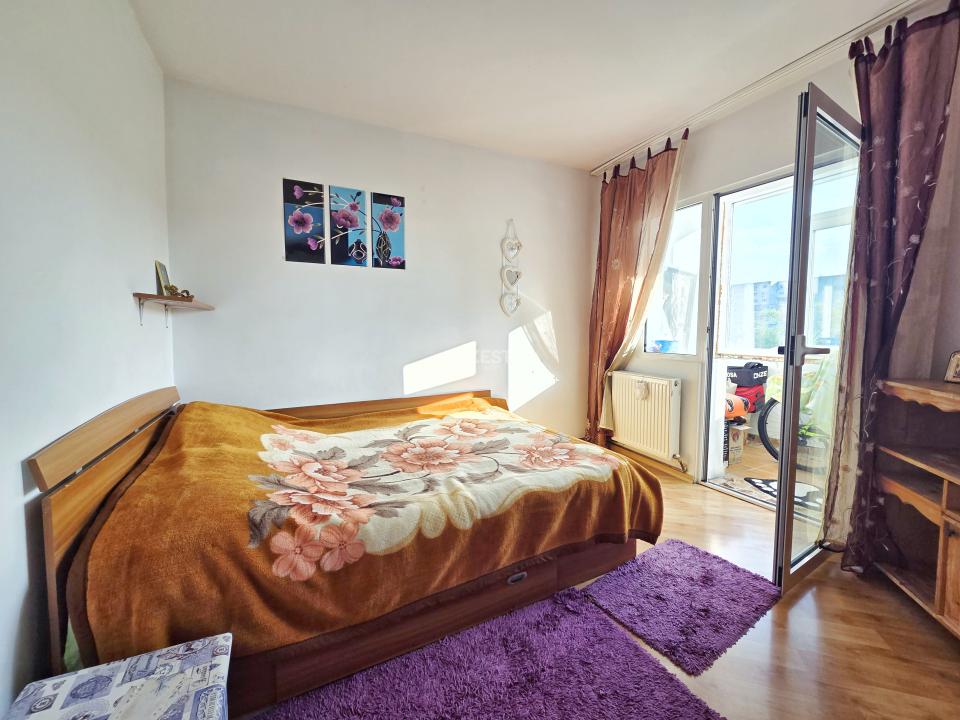 Apartament 2 camere, decomandate, Piata Alexandru cel Bun - 1