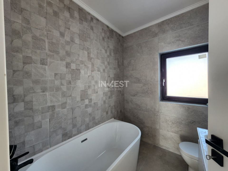 CARTIER PRIVAT, CASA 4 CAMERE, 2 BAI, MIROSLAVA , PLACA DE BETON PESTE ETAJ - 8