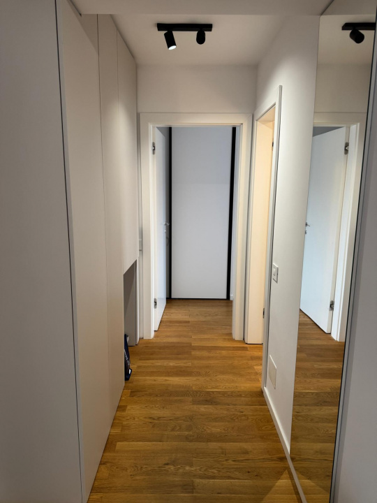 Apartament 2 camere, etaj intermediar,finisaje premium,parcare, str. Avram Iancu
