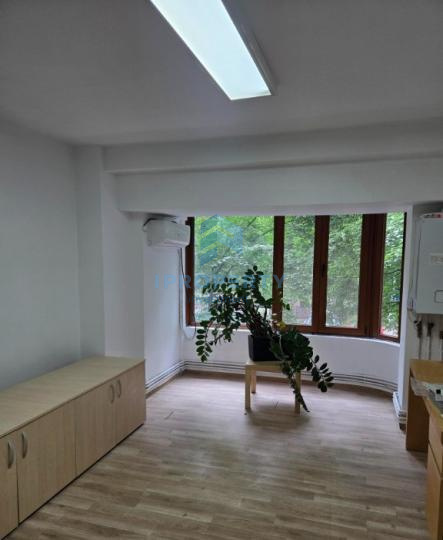 Închiriere Apartament 3 camere în Unirii - ideal pentru birouri - fotografie proprietate 7