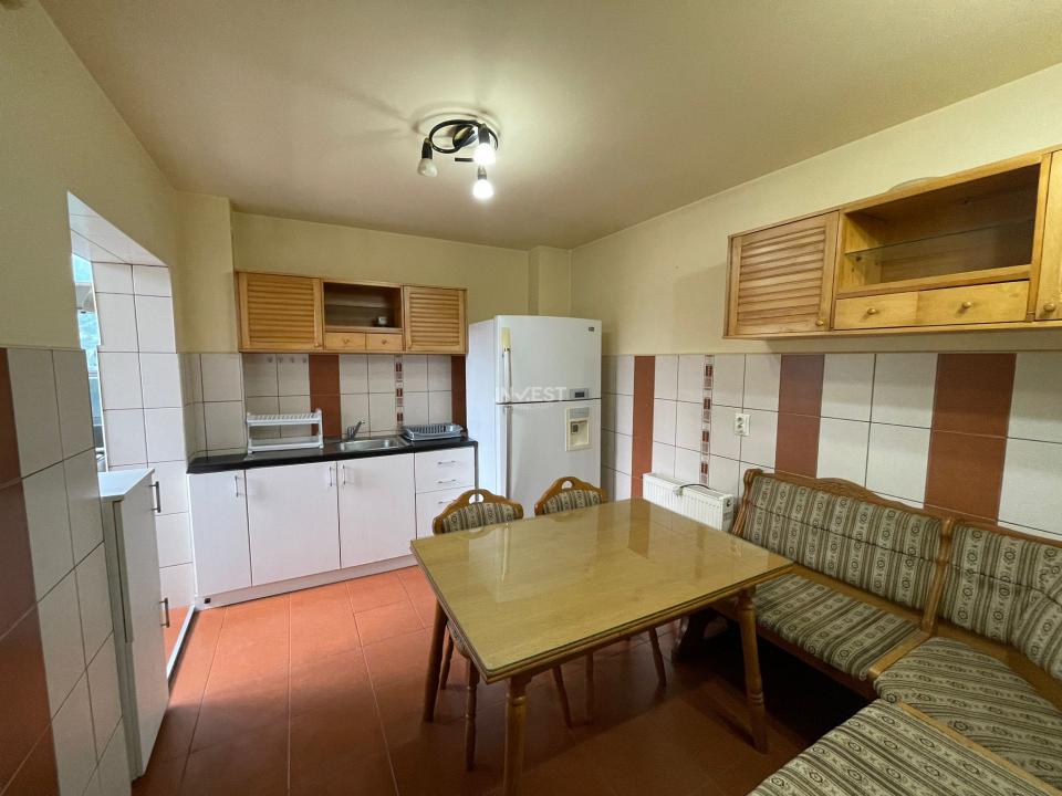  Apartament 3 Camere în Canta, Ideal pentru Studenți, Mutare Imediată - 6