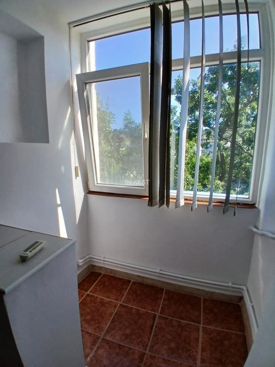 Apartament 1 camere de inchiriat, Zimbru, 300 Euro - 6