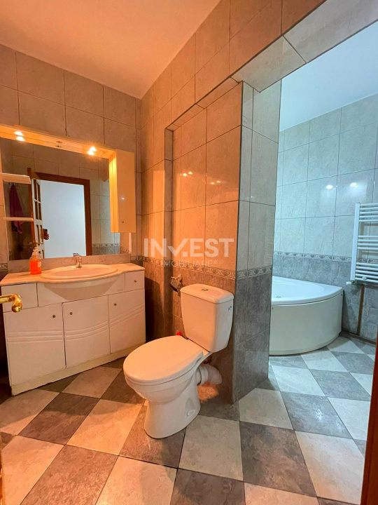 Apartament 3 camere-Podu Ros-Palas Mall-etaj 1 - 8