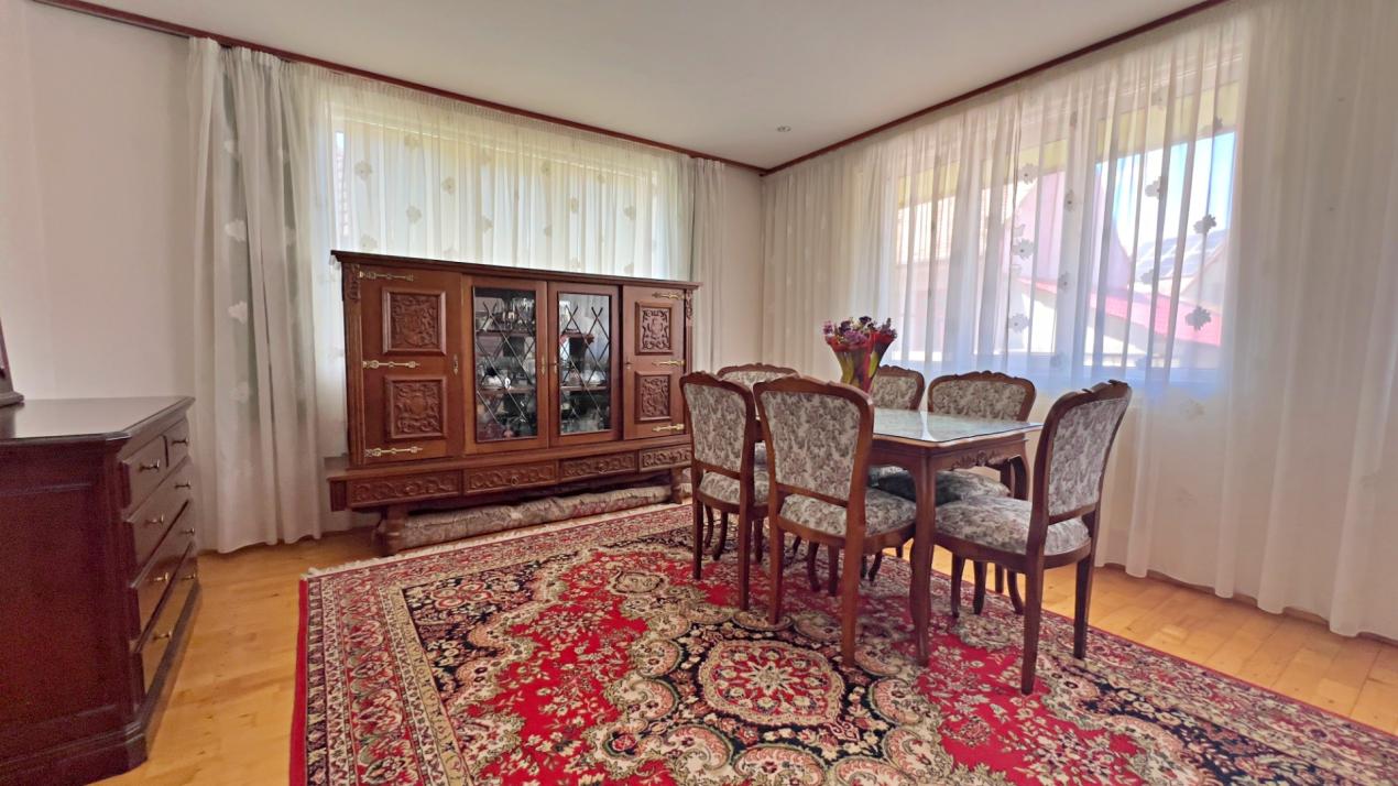 Casă 6 camere D+P+M-217 mp utili, 515 mp curte, Zona  Cartier Kogalniceanu 
