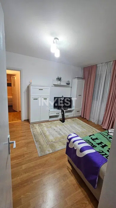 Apartament 2 camere-Podu Ros-Piata Nicolina-etaj 2 - 3