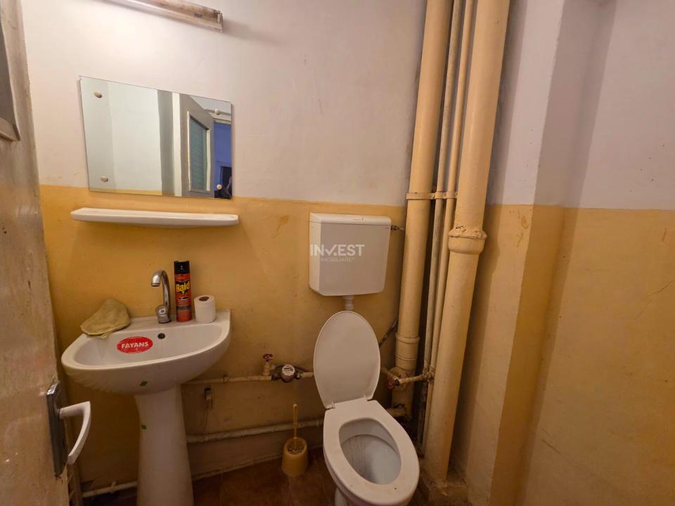 APARTAMENT 3 CAMERE-DECOMANDAT-ETAJ 1 - 9