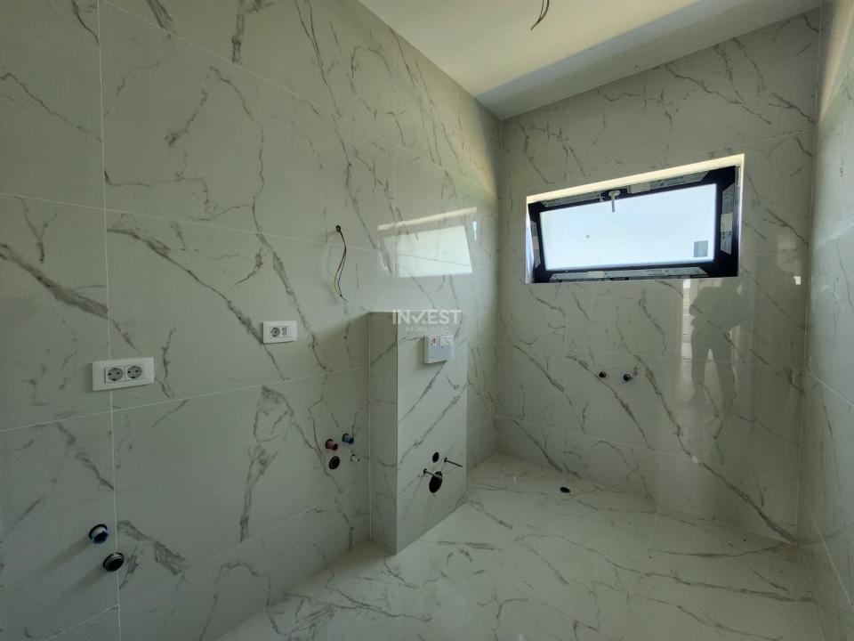 CASA INDIVIDUALA, 4 CAMERE, 2 BAI SI POD, MALL MOLDOVA - 13