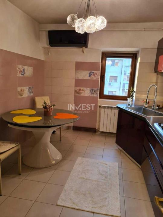 Apartament 3 camere decomandat-80 mp-Podu Ros-bloc 1994 - 10