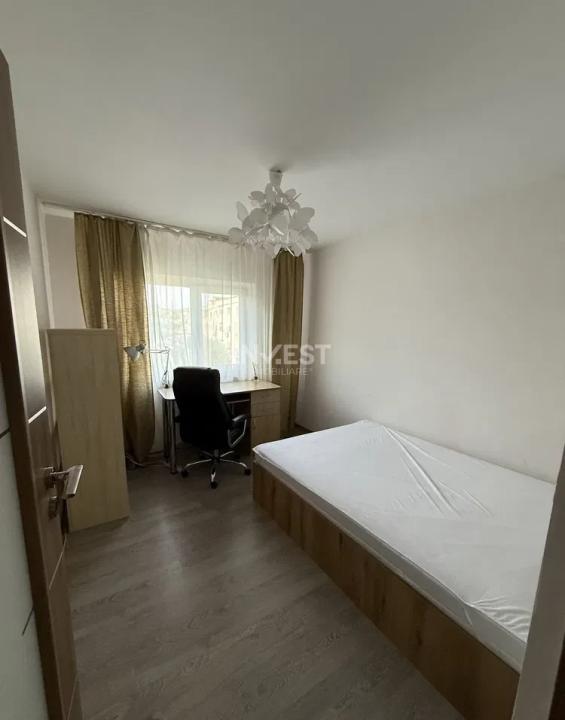 Apartament 3 camere de închiriat zona Nicolina 2 - 2