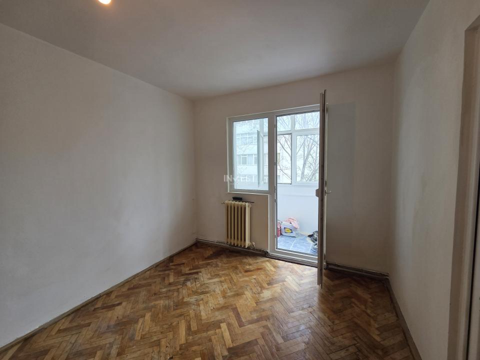 Apartament 3 camere-Etaj 2-Alexandru cel Bun - 1