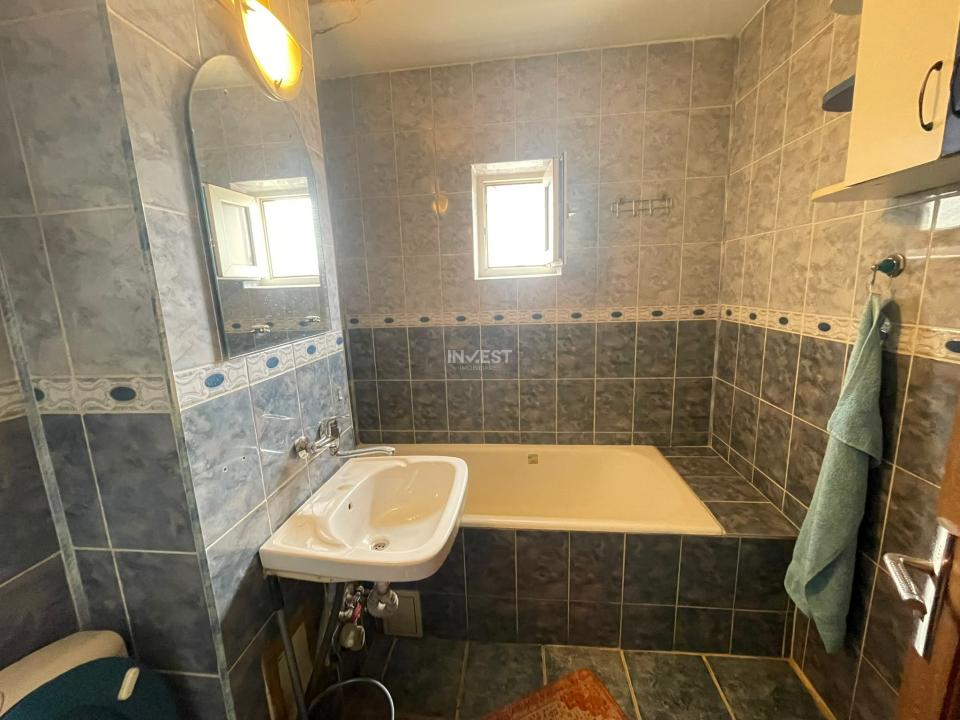 Apartament 2 camere decomandat-Podul de Fier-etaj intermediar - 5